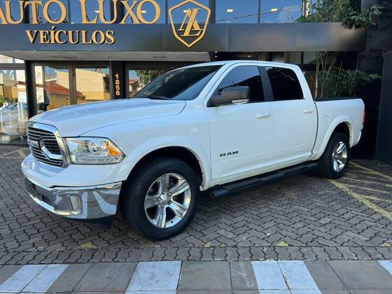 RAM CLASSIC 5.7 V8 GASOLINA LARAMIE CD 4X4 AUTOMÁTICO RAM CLASSIC 5.7 V8 GASOLINA LARAMIE CD 4X4 AUTOMÁTICO